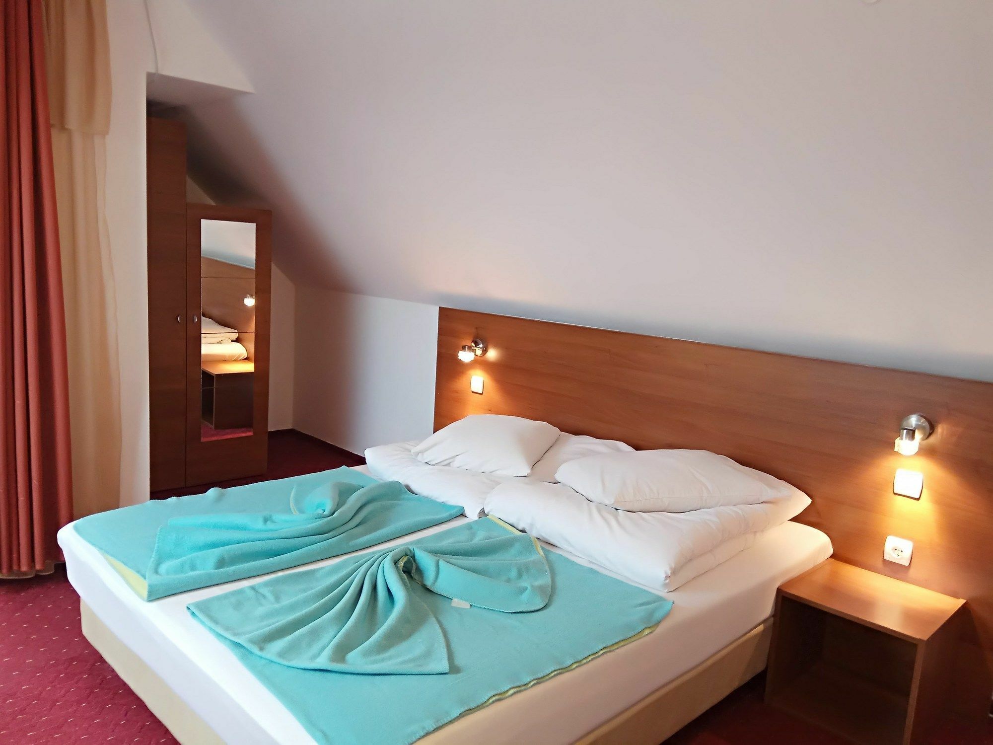 Guest house Pensiunea Riunione